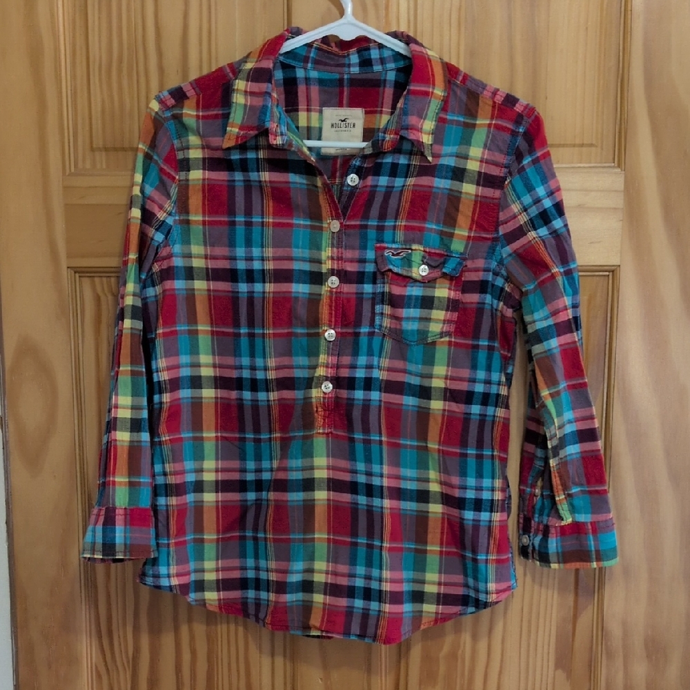 Hollister Colorful Plaid Button-Down Shirt